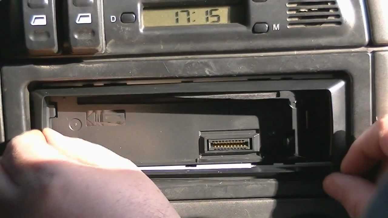 Cómo cambiar el Radio CD de un coche | cambiar radio coche ... toyota corolla fuse box 1998 