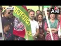 Bharat Jodo Nyay Yatra में Akhilesh, Priyanka और Rahul दिखे साथ, BJP पर Akhilesh का हमला | AajTak  - 01:10 min - News - Video