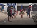 Efruz, el perro surfista de Perú  - 01:08 min - News - Video