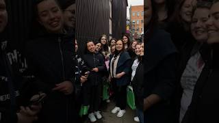 Певица Ёлка спела с фанатами!