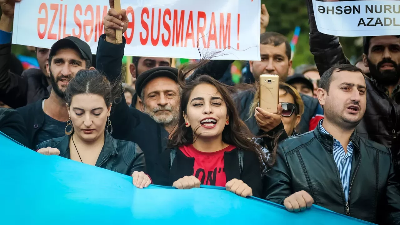 Митинг оппозиции в Баку: "Нет грабежу и лжи!"