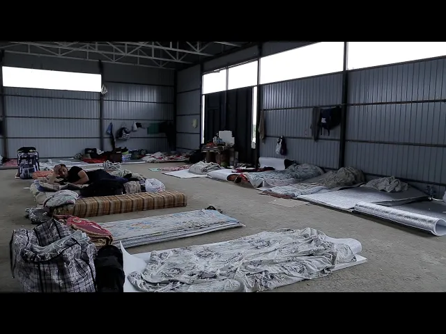 Лагерь в Кулларе не справляется с потоком азербайджанцев