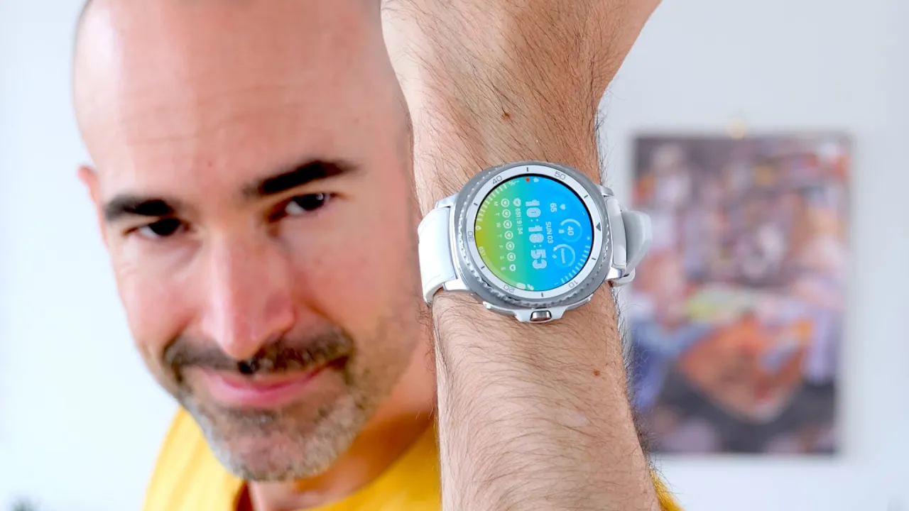 Vido-Test de Samsung Galaxy Watch 8 Classic par Tech Spurt
