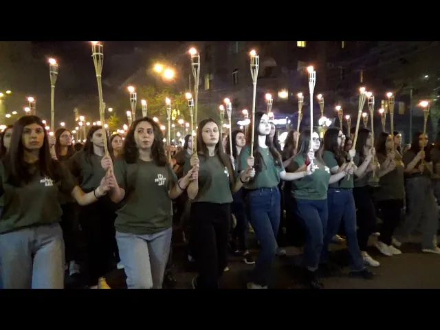 Ереван: факельное шествие в память жертв геноцида