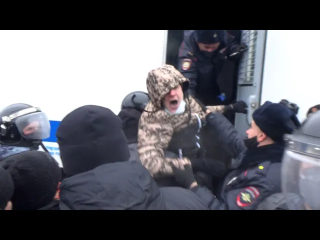 Акция за Навального в Волгограде: десятки задержанных